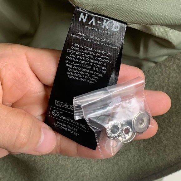 NA-KD Oversized Short Chest Pocket Jacket - Picture 10 of 14